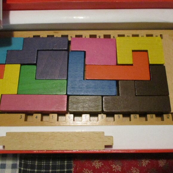 Winomino Wooden puzzle game by Gigamic - Picture 3 of 5